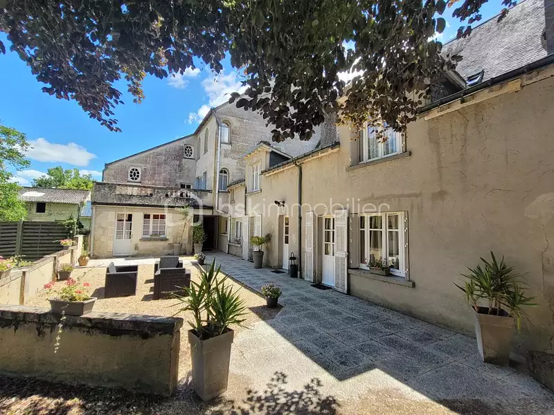 Maison, 560 m²