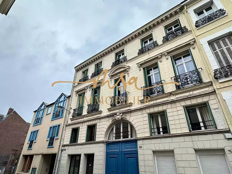 Immeuble, 525 m²