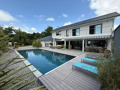 Maison, 202 m²