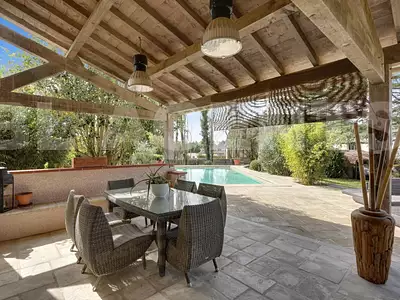 Maison, 200 m²