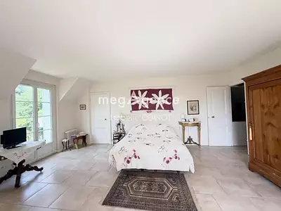 Maison, 233 m²