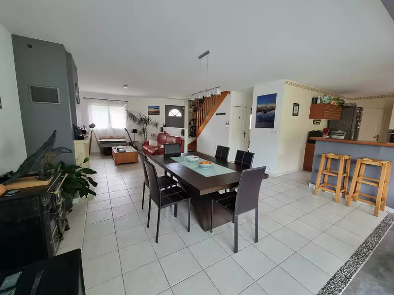 Maison, 160 m²