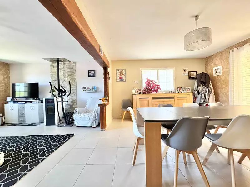 Maison, 141 m²