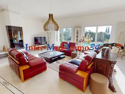Maison, 237 m²