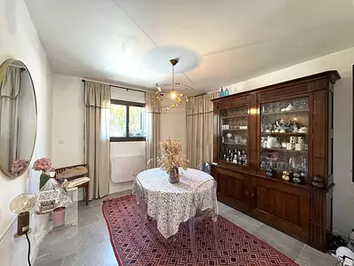 Maison, 243 m²