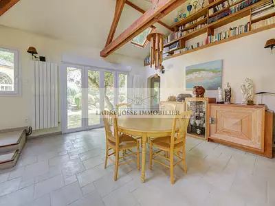 Maison, 167,9 m²