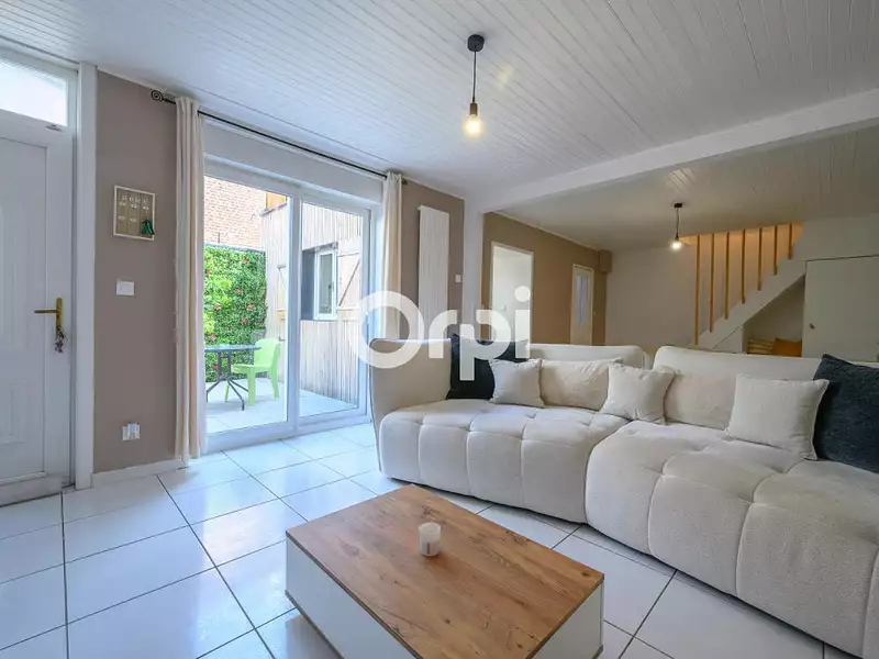 Maison, 93 m²