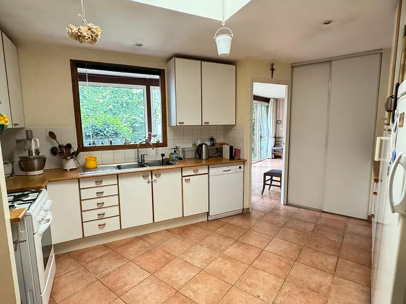Maison, 255 m²