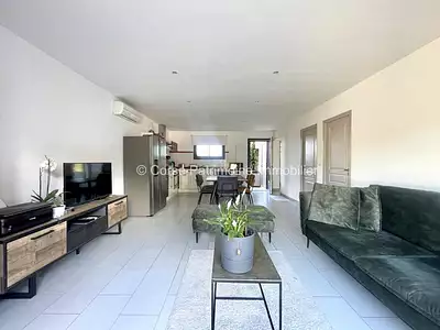 Maison, 210 m²