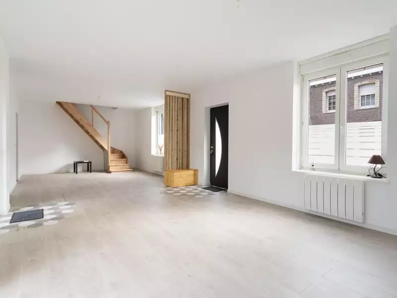 Maison, 147 m²