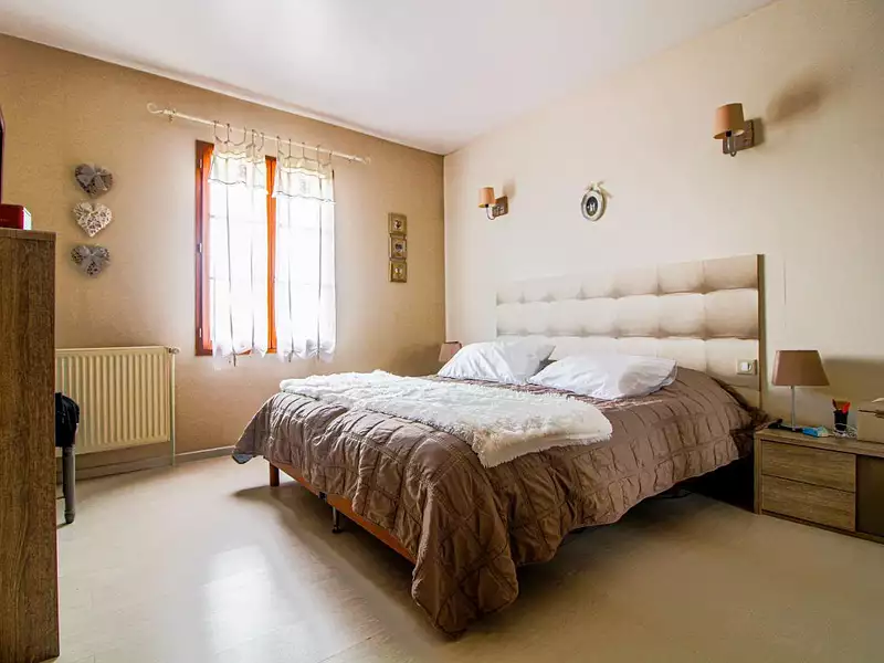 Maison, 208 m²