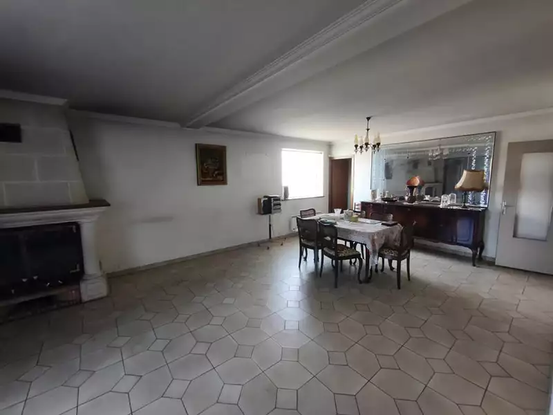 Maison, 183 m²