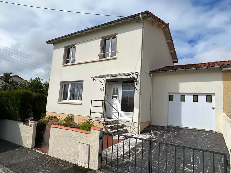 Maison, 99 m²