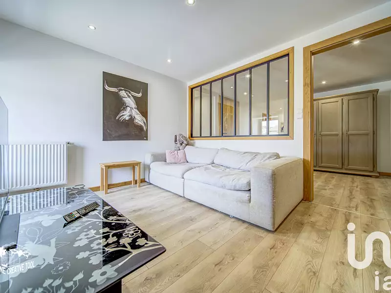 Maison, 255 m²