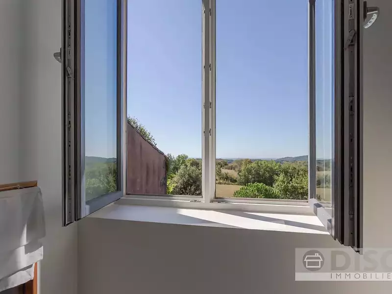 Maison, 272 m²