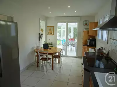 Maison, 183,5 m²
