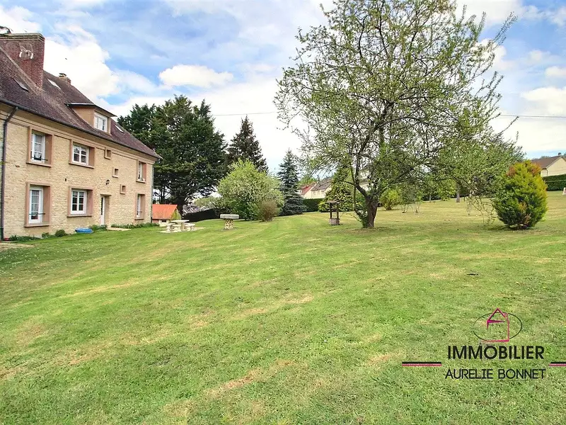 Maison, 275 m²