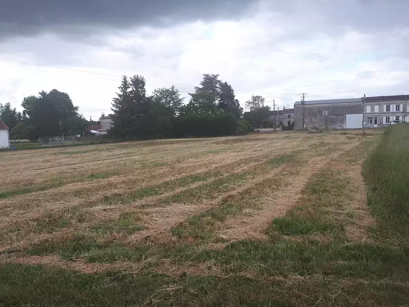 Terrain, 621 m²