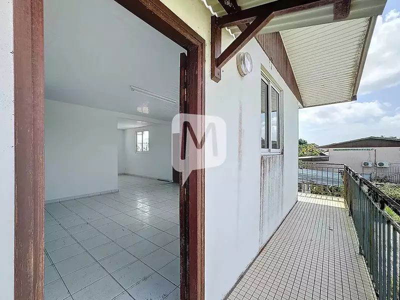 Immeuble, 181,97 m²