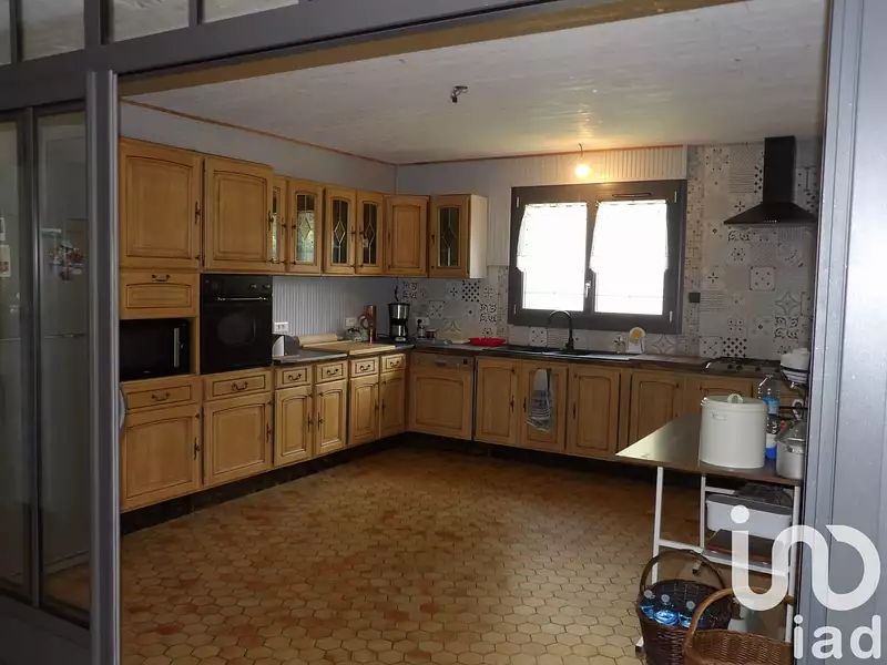 Maison, 182 m²