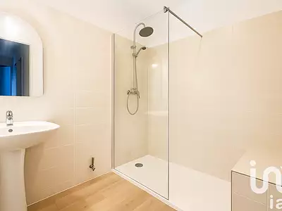 Immeuble, 310 m²