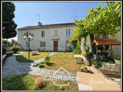 Maison, 196 m²