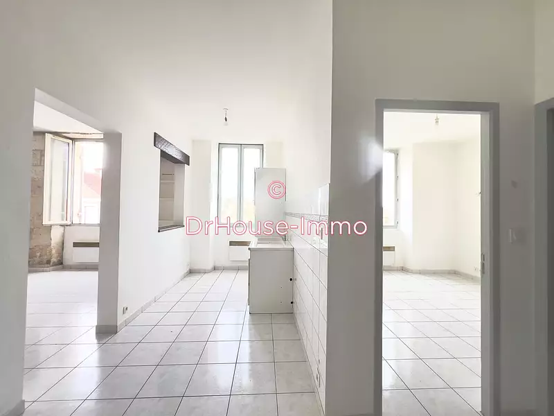 Immeuble, 250 m²