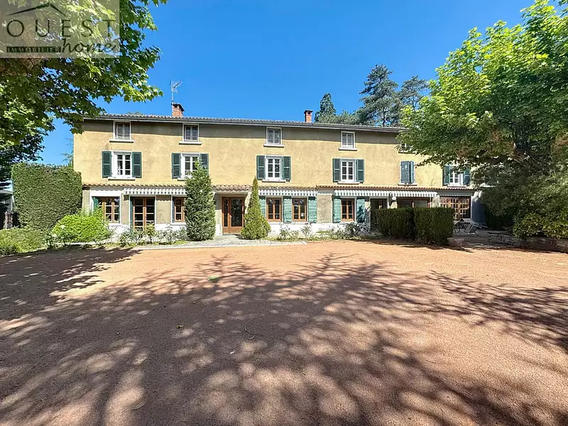 Maison, 330 m²