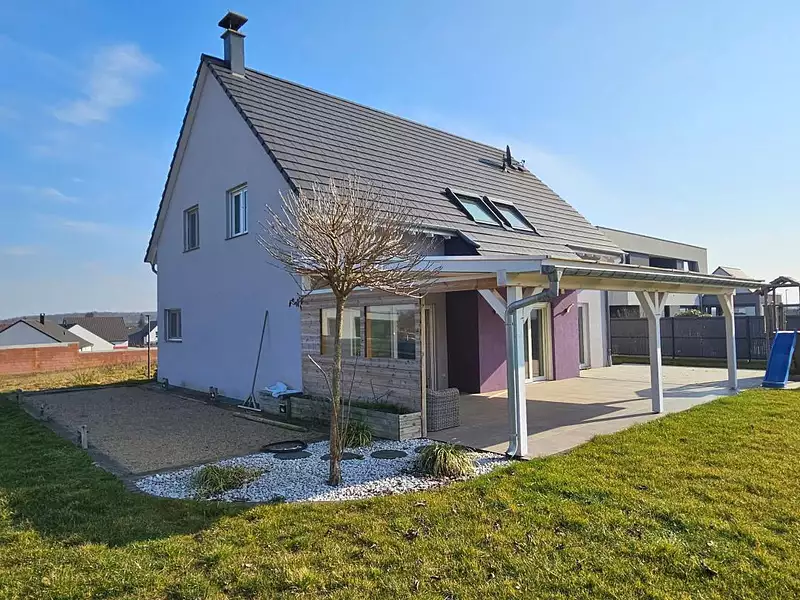 Maison, 166 m²