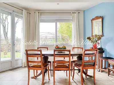 Maison, 180 m²