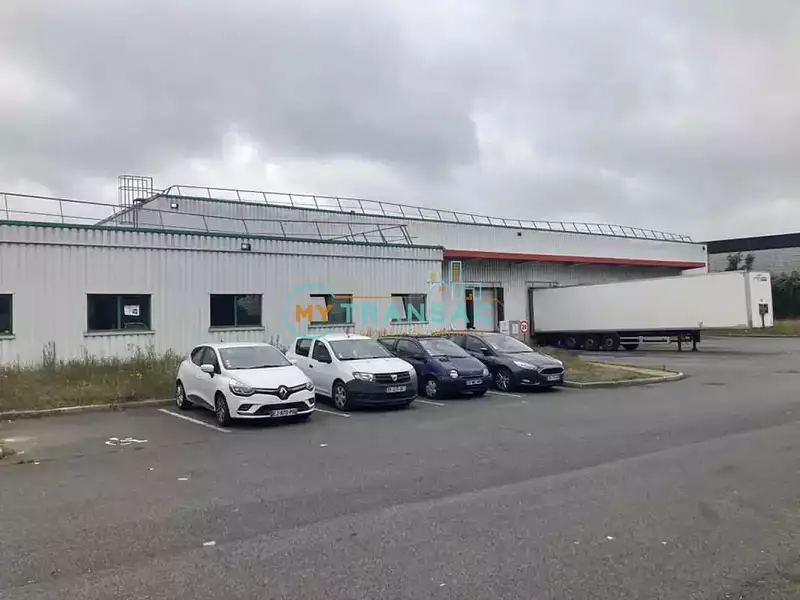 Divers, 2 800 m²