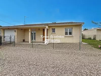 Maison, 77 m²