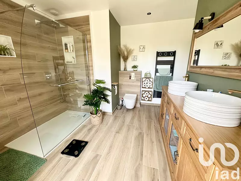 Maison, 165 m²