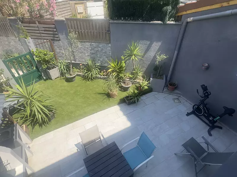 Maison, 93 m²