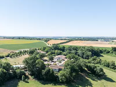 Maison, 1 000 m²