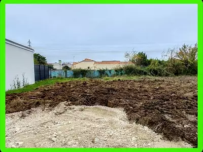 Terrain, 720 m²