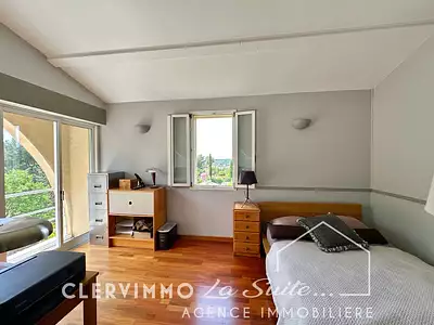 Maison, 180 m²