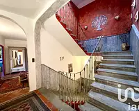 Maison, 240 m²