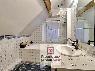Maison, 220 m²