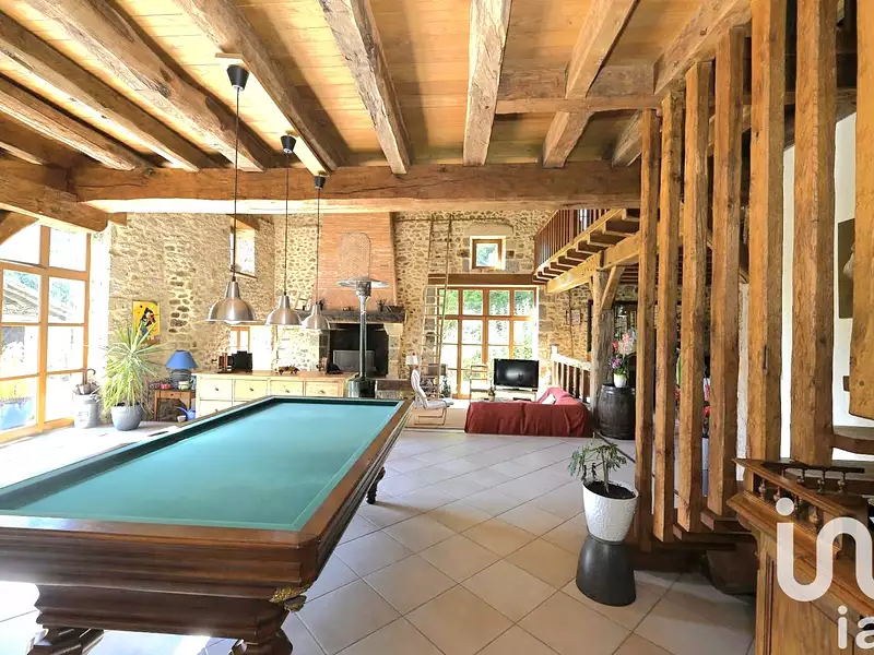 Maison, 348 m²