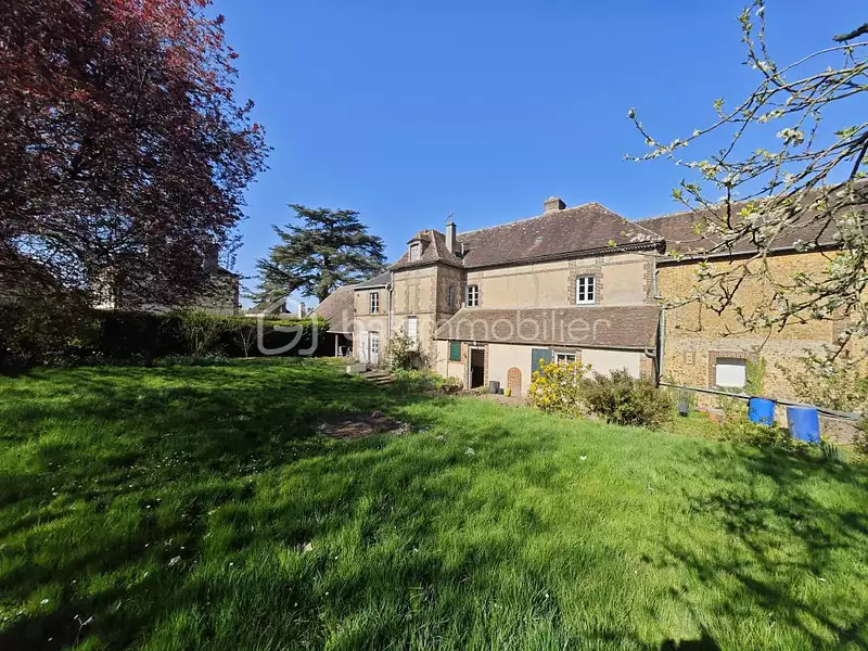 Maison, 211 m²