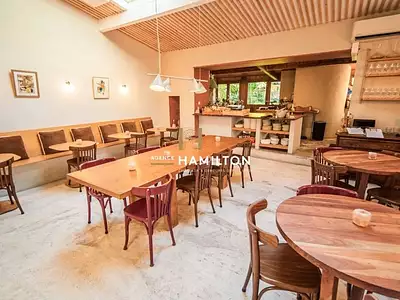 Maison, 378 m²