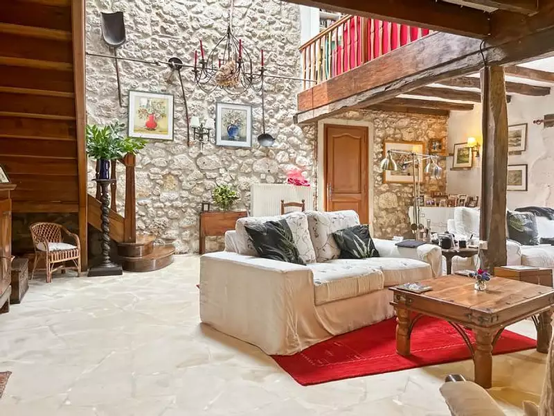 Maison, 301 m²