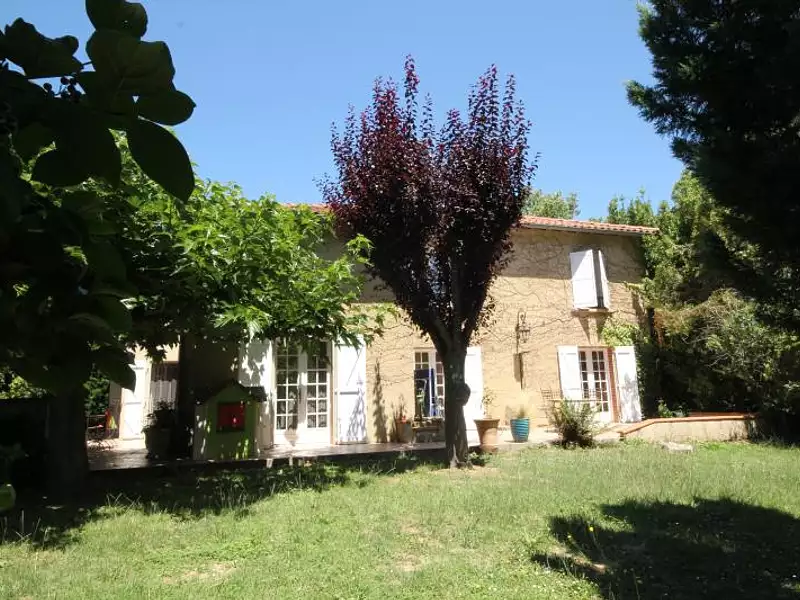 Maison, 200 m²
