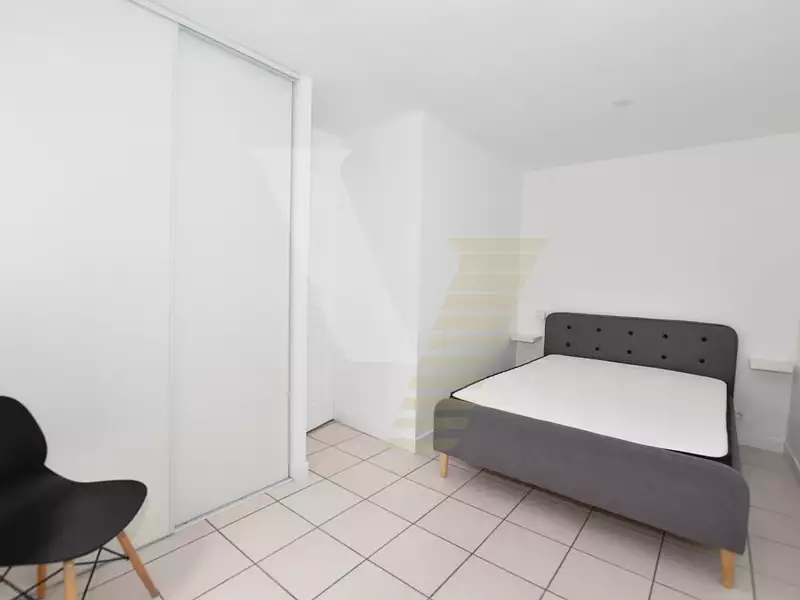 Immeuble, 150 m²