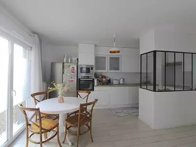 287 000 € 3 827 €/m² Appartement • 75 m² • 4 pièces • 3 chambres Champigny-sur-Marne (94500)