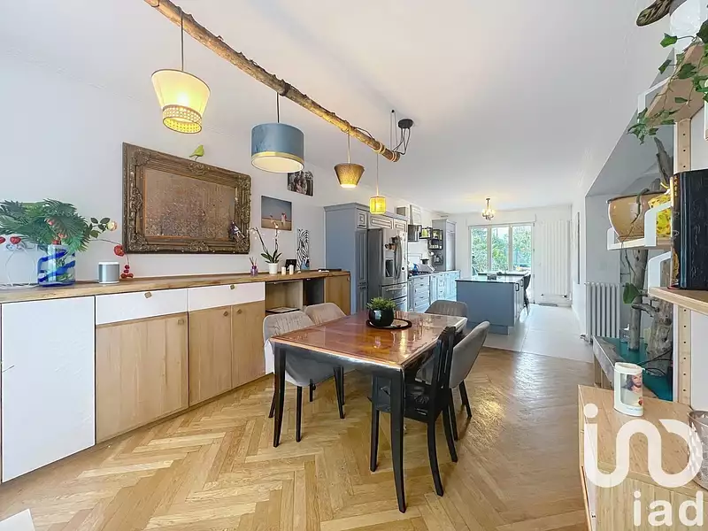 Maison, 180 m²