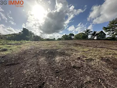 Terrain, 6 389 m²
