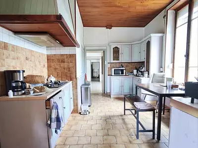 Maison, 238 m²