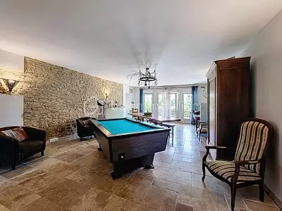Maison, 252 m²